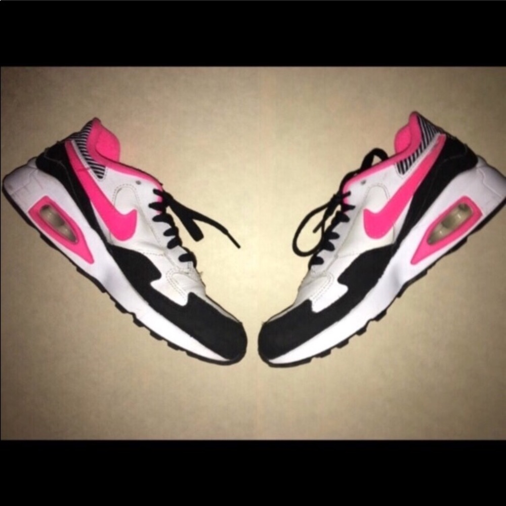 Nike Air Max Shoes